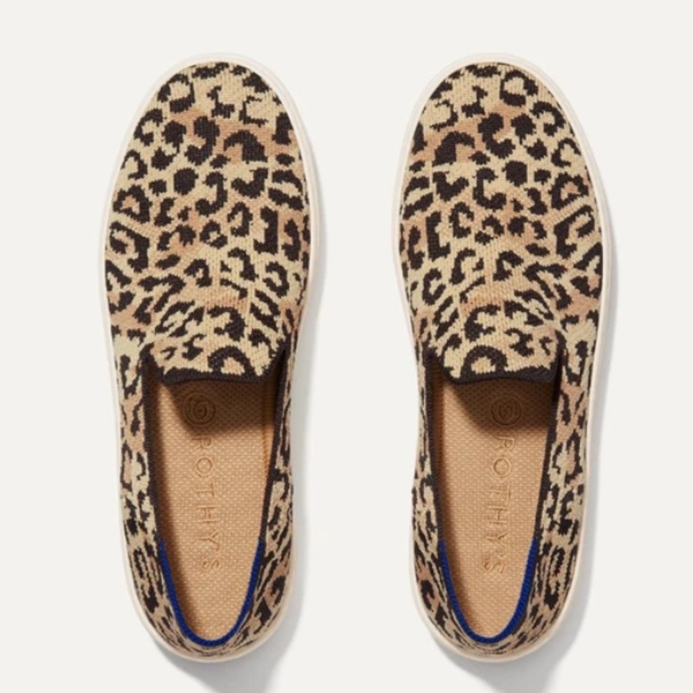 New in Box Rothy’s Sneaker in Camo Cat Size 7